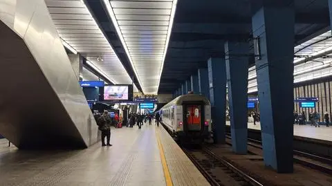 Stacja Warszawa Centralna 