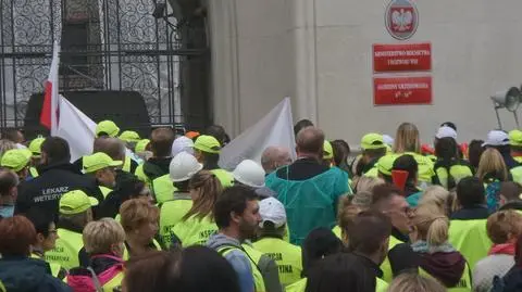 Protest weterynarzy: "Inspektorski zarobek mniejszy niż kozi bobek"