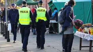 Dzień Wszystkich Świętych na Starych Powązkach