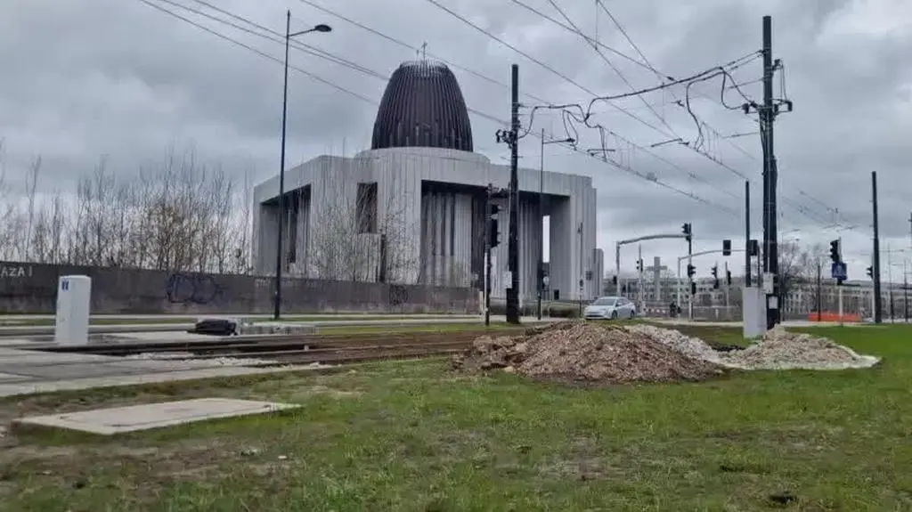 WhatsApp Video 2025-03-27 at 11