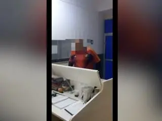 Otwoccy policjanci zatrzymali agresywnego 56-latka