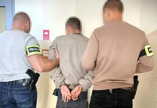 Odebrał pieniądze i na jego rękach zatrzasnęły się kajdanki