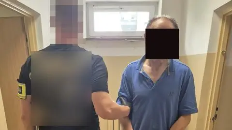 "Napluł kobiecie w twarz i uderzył ją". Zatrzymany po trzech atakach