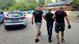 61-latek został przewieziony do aresztu