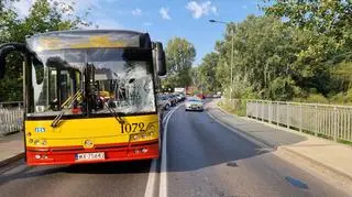 Wypadek z udziałem autobusu i rowerzysty