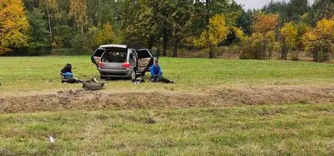 Uciekał trasą S8, szutrową drogą i przez pole. Udaremniona próba przemytu migrantów