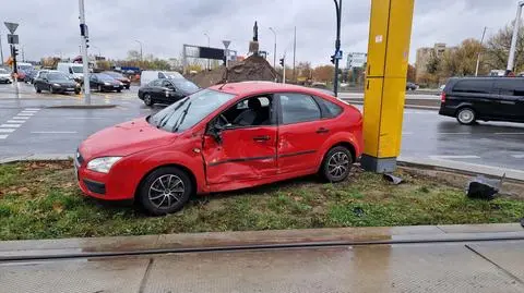 Zderzenie na skrzyżowaniu alei Witosa i Jana III Sobieskiego