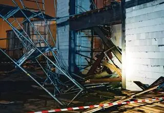 Zawaliła się belka stropowa. Trzy osoby ranne