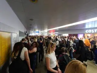 Awaria na stacji Warszawa Centralna
