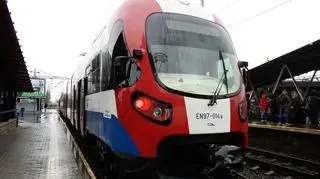 Pociągi WKD pojadą po jednym torze. Będą utrudnienia