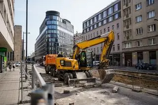 Przebudowa w rejonie ulic Złotej i Zgoda