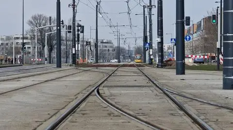 Tramwaje w alei Rzeczypospolitej