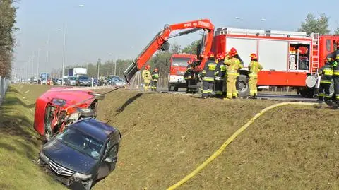 "Oba auta skończyły jazdę w rowie"