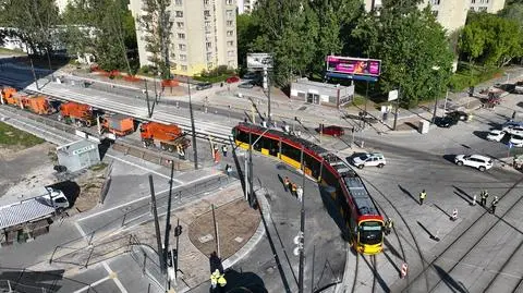 Tramwaj na nowym torowisku na św. Bonifacego