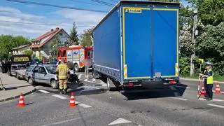 Zderzenie z udziałem tira w Kawęczynie