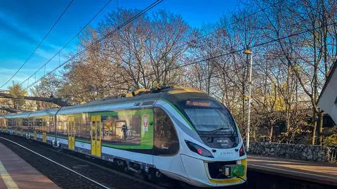 PKP PLK zamykają tor na linii podmiejskiej. Koleje Mazowieckie muszą skrócić trasy pociągów