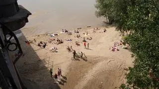 Warszawiacy wrócili na plażę