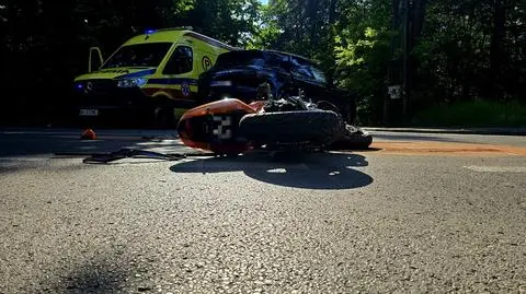Tragiczny wypadek w Konstancinie-Jeziornie. Zginęła 20-letnia pasażerka motocykla.
