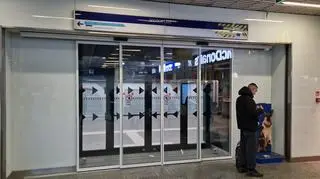 Przejście pod peronami na Dworcu Zachodnim wciąż zamknięte