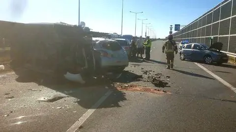 Wypadek na autostradzie A2 pod Grodziskiem Mazowieckim
