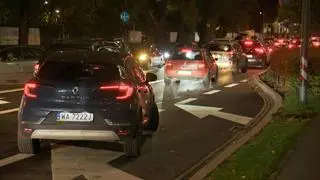 Korek przy wyjeździe z Galerii Młociny