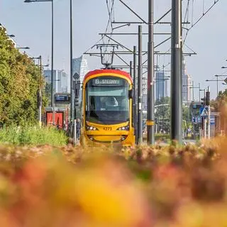 Na tory wyjechała nowa linia 19