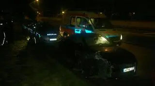 Rozbił auto w garażu