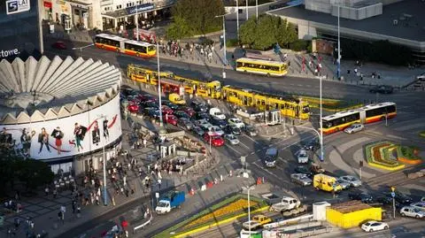  Koniec wakacji w komunikacji. Wracają autobusy, tramwaje częściej
