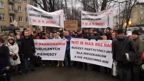 Pasy rowerowe zamiast nielegalnego parkingu. Mieszkańcy protestują