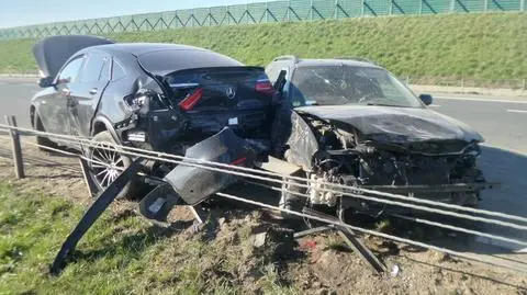 Zderzenie czterech samochodów na obwodnicy. Duże utrudnienia