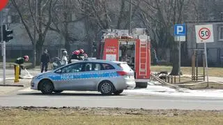 Pożar samochodu na ulicy Stawki