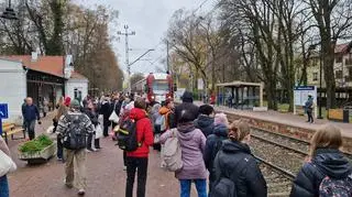 Wznowiony ruch na stacji w Podkowie Leśnej