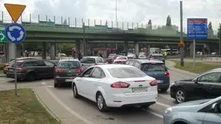 Pożar busa na rondzie Starzyńskiego