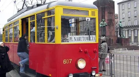 Zabytkowy tramwaj mikołajkowy