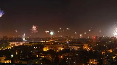 Fajerwerki nad Warszawą na waszych zdjęciach