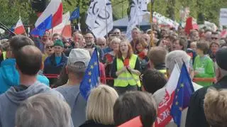 Manifestacja KOD przez KPRM