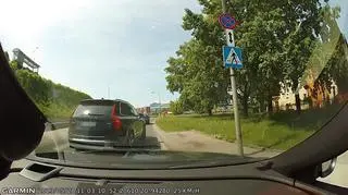 Kierujący volvo zajechał mu drogę