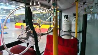 Aparatura tlenowa w autobusach miejskich dla pacjentów z COVID-19