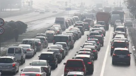 Korek jak okiem sięgnąć na Wisłostradzie