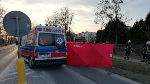 Motocyklista na przejściu śmiertelnie potrącił pieszego