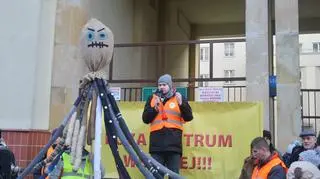 Protest przed siedzibą GDOŚ