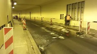 Tunel na lotnisko Chopina przecieka