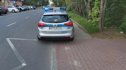 "Nietrzeźwy kierowca w trakcie cofania potrącił osobę pieszą"