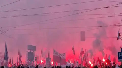Marsz narodowców w centrum Warszawy 