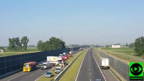 Wypadek na A2 w stronę Warszawy. Dwie osoby ranne