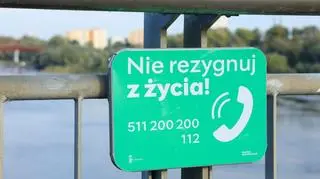 Tabliczka "Nie rezygnuj z życia"