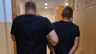 Ukradł klucze do mieszkania, okradł je, a następnie podpalił