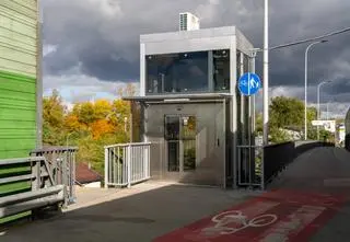 "Po starej windzie został jedynie fundament". Wygodniej na ważnym węźle 