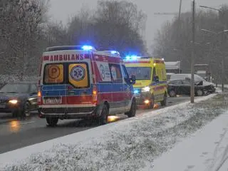 Czołowe zderzenie na Zabranieckiej 