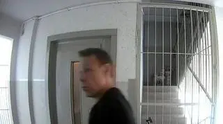 The police publish the image of a suspected man